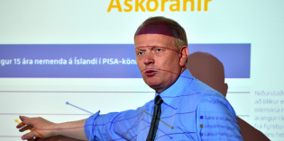 Bókaþjóð með búrastjórn? Bókaþjóð með búrastjórn?