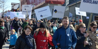 Geta þrír örflokkar höggvið á hnútinn? Geta þrír örflokkar höggvið á hnútinn?
